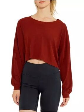 Women’s Cream Yoga Cropped Long Sleeve Top in Deep Red